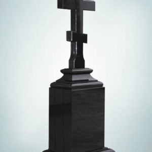 Крест на монументе из гранита №10